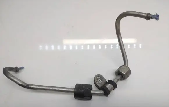 Volkswagen Tiguan Fuel main line pipe 190404