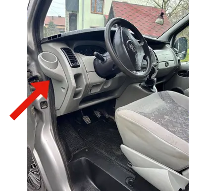 Opel Vivaro Cup holder R6136S300