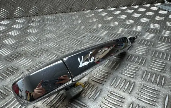 Rear door exterior handle
