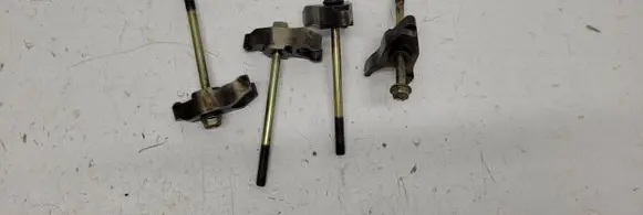 Toyota RAV 4 (XA20) Fuel Injector clamp holder