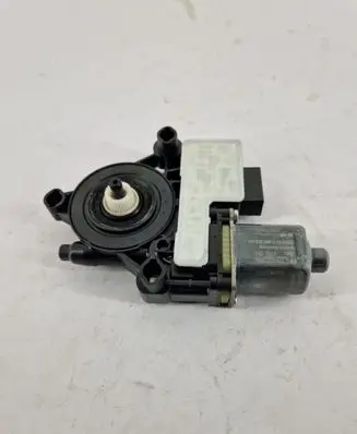 Volkswagen Golf Sportsvan Rear door window regulator motor 5Q0959812