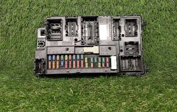 Ford Fusion II Power management control unit DG9T15604CJ A2C7329891000