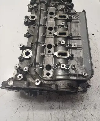 Renault Trafic III (X82) Engine head 130C05277R 110422959R