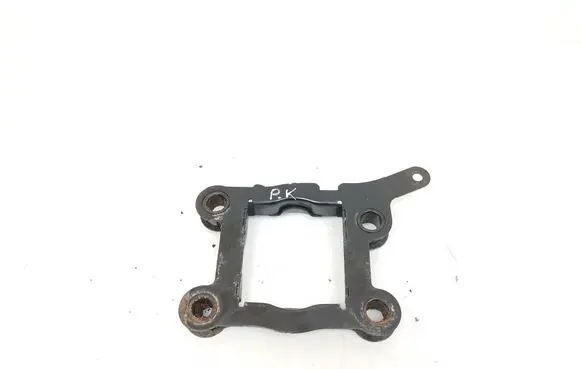 Front bumper mounting bracket
