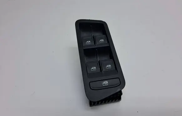 Volkswagen Golf VII Electric window control switch 5G1867255C
