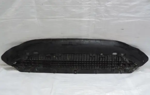 Audi A4 S4 B9 8W Engine splash shield/under tray 8W0807611F