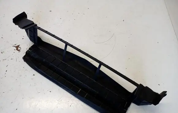 Mercedes-Benz B W246 W242 Radiator trim A2465051530