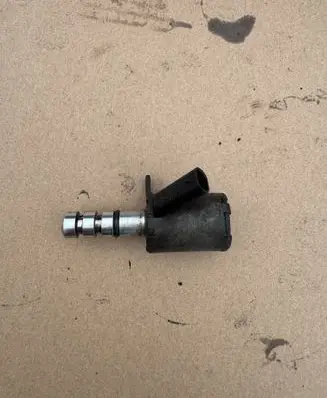 Audi A6 S6 C8 4K Oil pressure sensor 04L906455B