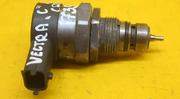 Opel Vectra C Fuel pressure sensor 0281002507 21819361