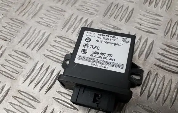 Volkswagen PASSAT B6 Light module LCM 5M0907357