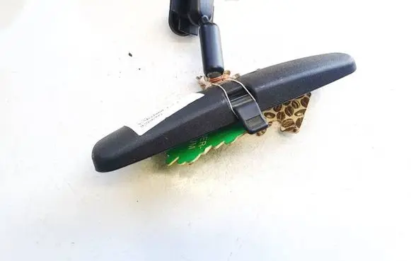 Mazda CX-7 Rear view mirror (interior) e11015617
