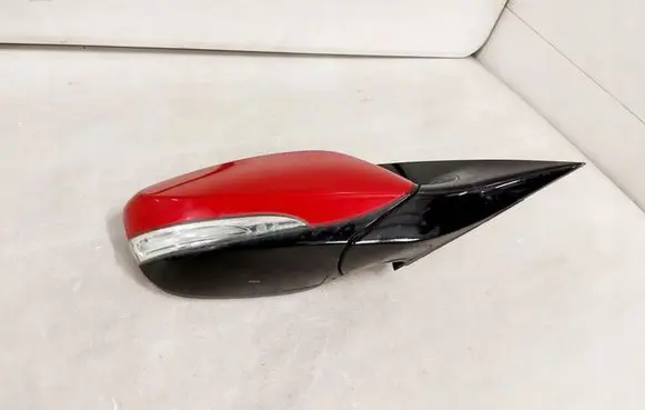 Hyundai Veloster Front door electric wing mirror