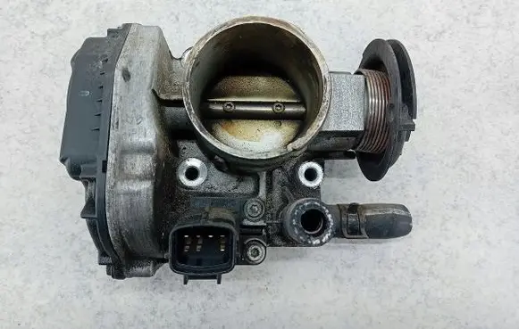 Chevrolet Nubira Throttle body valve 