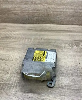 Toyota Yaris Airbag control unit/module 891700D210 212986103