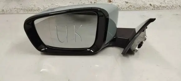 BMW i4 Front door electric wing mirror
