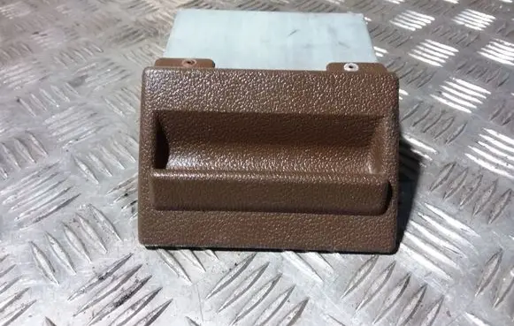 Car ashtray