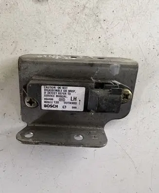 Mitsubishi Space Star Airbag deployment crash/impact sensor MR912130 MR91213