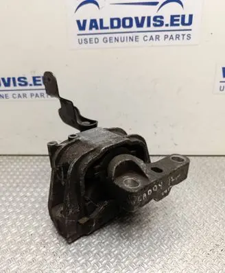 Volkswagen Caddy Engine mount bracket 1K0199262AS