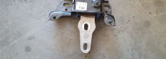Ford B-MAX Engine mount bracket 8V517M121AE AV597M121AA