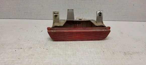 Toyota Yaris Verso Third/center stoplight 52030