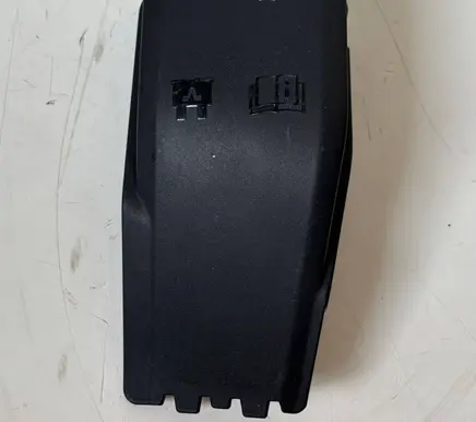 Volvo XC60 Fuse box cover 30644652