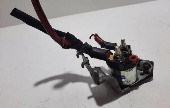 Nissan X-Trail T32 Ignition relay 251154EB0A
