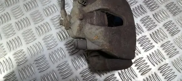 Opel Zafira B Front brake caliper