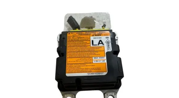 Nissan Leaf I (ZE0) Airbag control unit/module 988203NM0A 0285011248 ZE3NM143230121