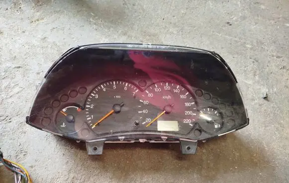 Ford Focus Speedometer (instrument cluster) 98AB10849 16777215 998AP10841BC