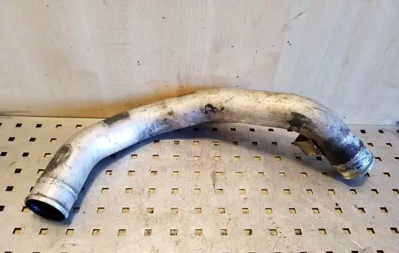 Volvo S40, V40 Intercooler hose/pipe 30617344