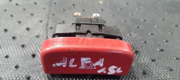 Alfa Romeo 156 Hazard light switch