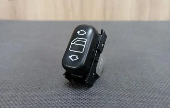 Mercedes-Benz SLK R170 Electric window control switch 1708201510 A1708201510