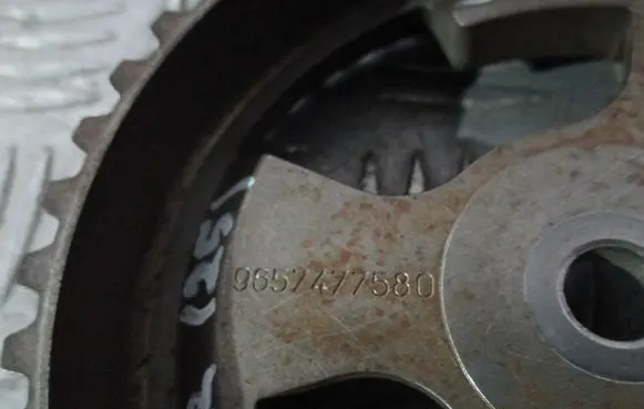 Ford Focus C-MAX Timing chain sprocket 9657477580