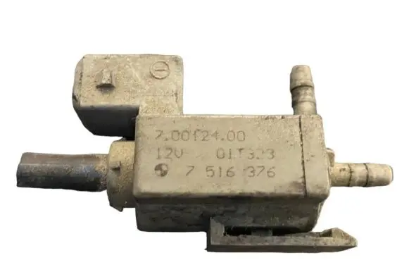 BMW 7 E65 E66 Turbo solenoid valve 7516376 70012400 01T323