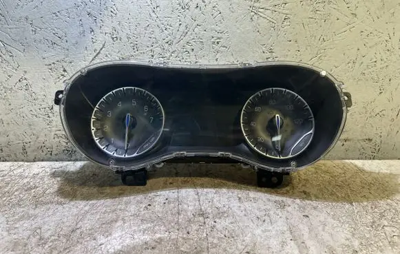 Chrysler Pacifica Speedometer (instrument cluster) 68360252AC 01110284000 205181