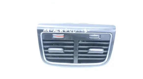 Audi A4 Allroad B8 Rear air vent grill 8K0819203J