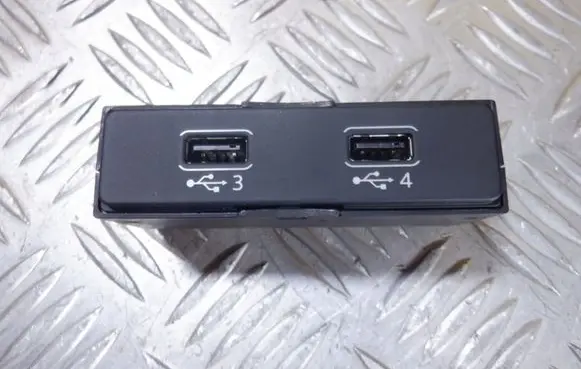 Audi A8 S8 D5 USB control unit 4N0035722