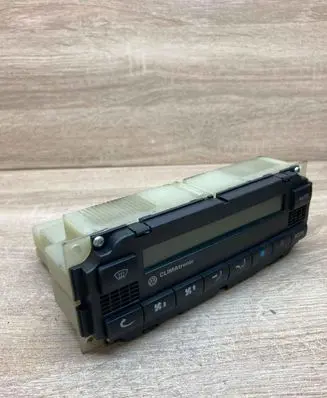 Volkswagen PASSAT B5 Climate control unit 3B1907044B 5HB00761710