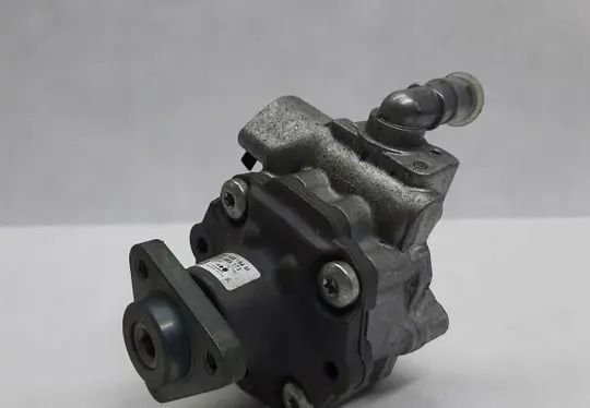 Audi A4 S4 B5 8D Power steering pump 8K0145154M