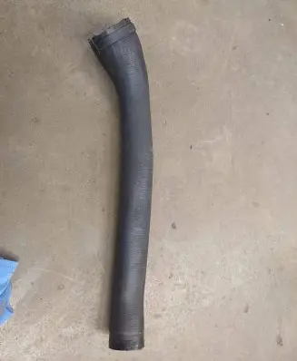 Intercooler hose/pipe