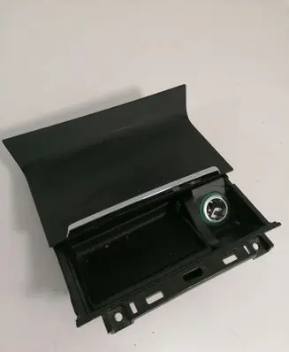 Skoda Superb B6 (3T) Car ashtray 3T0857962 3T0863077B