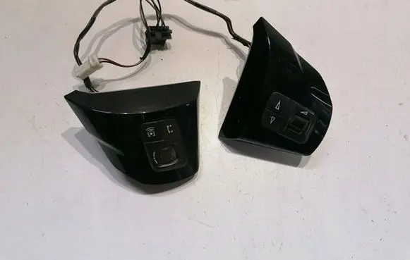 Opel Corsa D Steering wheel buttons/switches 