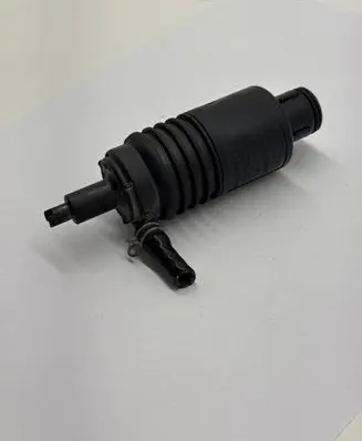 Audi A6 S6 C5 4B Windscreen/windshield washer pump 4A0955651