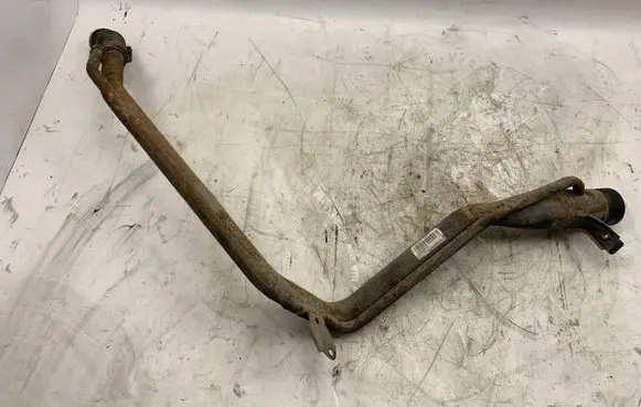 Opel Insignia A Fuel tank filler neck pipe 08424D200186 132946120178