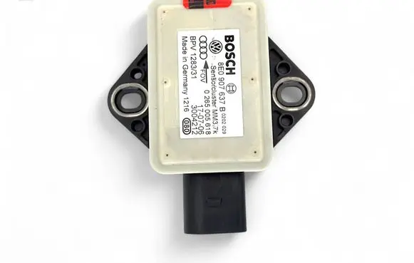 Audi A4 S4 B7 8E 8H ESP acceleration yaw rate sensor 8E0907637B 0265005618