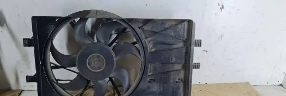 Mercedes-Benz Vaneo W414 Electric radiator cooling fan 4145000293 A6379 0130303825