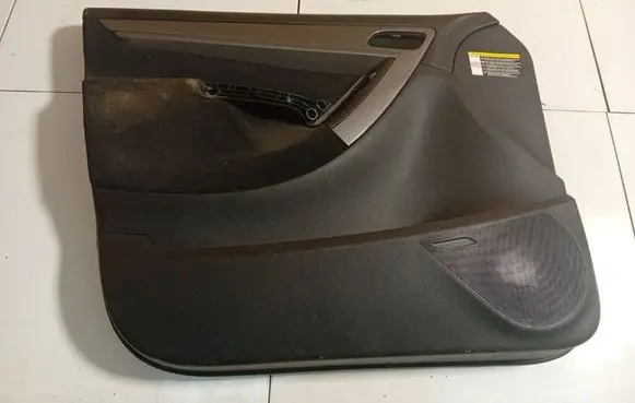 Citroen C4 Grand Picasso Front door card panel trim 96858383ZD