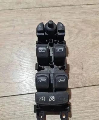 Volvo V70 Electric window control switch 30773271 03454210