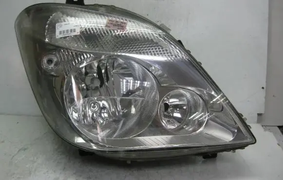 Mercedes-Benz Sprinter W906 Headlight/headlamp A9068200261