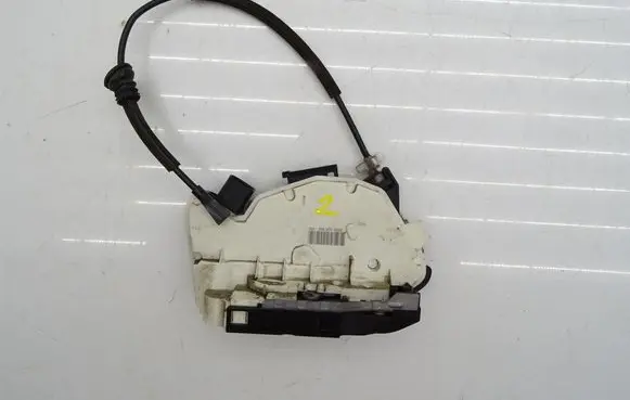 Skoda Superb B6 (3T) Rear door lock 5N0839016D